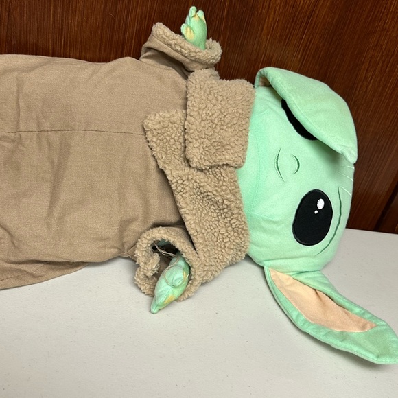 Star Wars by Jay Franco and Son Star Wars Baby Yoda Plush pillow The mandalorian - Picture 11 of 16